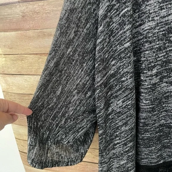 French Laundry Women’s Black And Gray Fringe Cardigan Sweater Plus Size: 1X - Picture 10 of 10